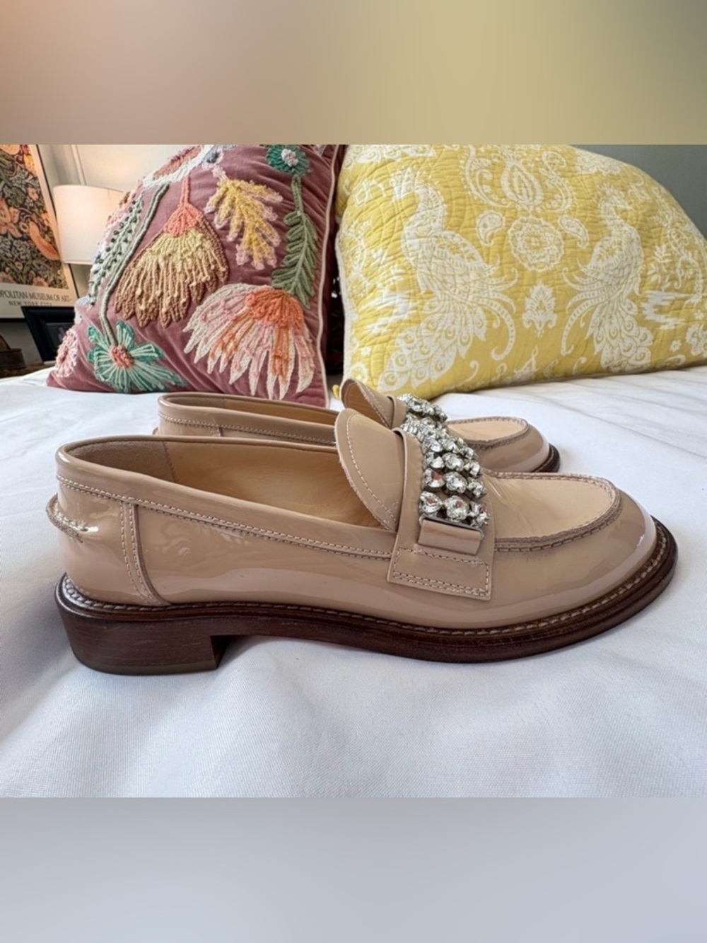 AGL Italian Lola Strass Mixed Crystal Loafers Size 39 Rhinestone Trim Beige Nude
